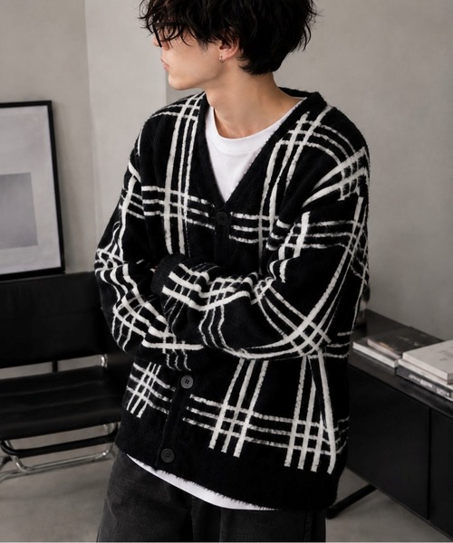 VIBGYOR（ヴィブジョー）の「【Bls】 【ZM】【Bling Leads】シャギーチェック BIGカーディガン(BL)（カーディガン/ボレロ・メンズ・ブラック・FREE）」の3枚目の写真