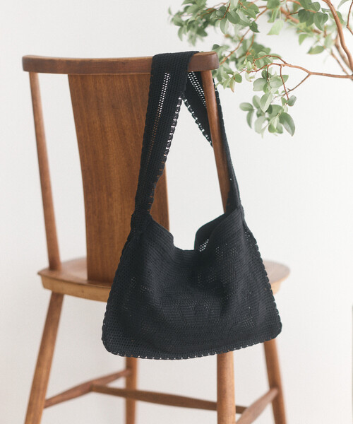 Nananita（ナナニータ）の「nananita/ナナニータ FOUNTAIN CROCHET BAG【限定展開】/ ファウンテン クロシェ バッグ（ショルダーバッグ・レディース・ブラウン/ブラック/ホワイト・ONE SIZE）」の2枚目の写真