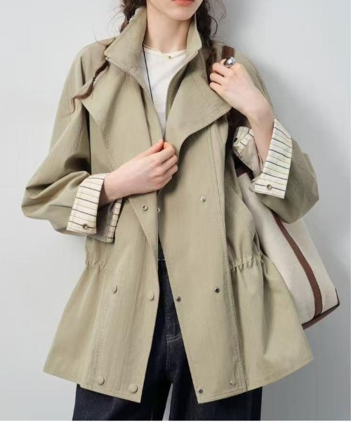 ＆soiree（アンドソワレ）の「オーバーサイズダブルカラージャケット（その他アウター・レディース・ベージュ・LARGE/X-SMALL/MEDIUM/SMALL）」の2枚目の写真
