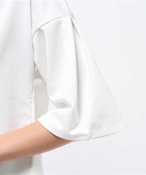 one after another NICE CLAUP（ワンアフターアナザーナイスクラップ）の「【ナイスクラップ】後ろレースカットソー（Tシャツ/カットソー・レディース・オフホワイト/ピンクベージュ/ネイビー・FREE）」の4枚目の写真