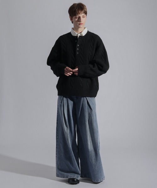 ELLUV（エルブ）の「【ELLUV/エルヴ】ウールミックス ヘンリーネックケーブルニットポロ（ニット/セーター・メンズ・ダークブルー/ブラック/チャコールグレー・L/M/S）」の15枚目の写真