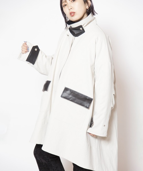 OSMOSIS(オズモーシス)の「ライナー付テントコート(その他アウター・レディース・ブラウン/アイボリー/ブラック・ONE SIZE)」の13枚目の写真