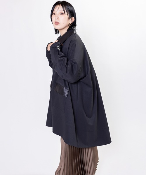 OSMOSIS(オズモーシス)の「ライナー付テントコート(その他アウター・レディース・ブラウン/アイボリー/ブラック・ONE SIZE)」の15枚目の写真