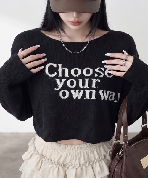 non-hedge(ノンヘッジ)の「ロゴショート丈ニットトップス(ニット/セーター・レディース・オフホワイト/ブラウン/レッド/チャコールグレー/ブラック・FREE)」の2枚目の写真