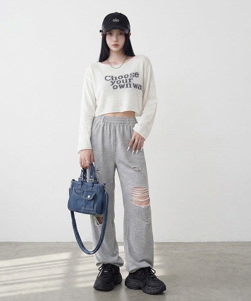 non-hedge(ノンヘッジ)の「ロゴショート丈ニットトップス(ニット/セーター・レディース・オフホワイト/ブラウン/レッド/チャコールグレー/ブラック・FREE)」の6枚目の写真