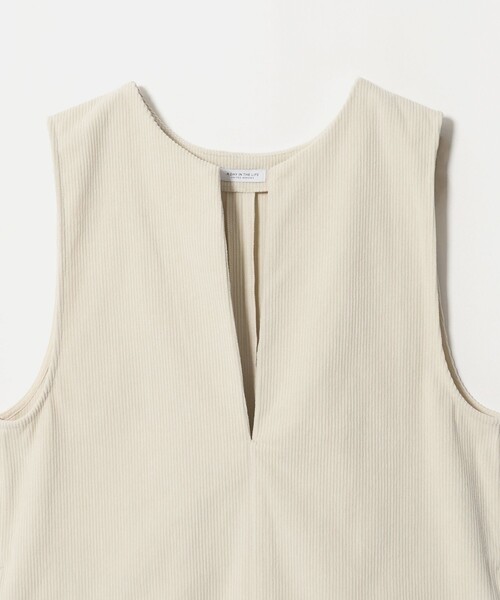 A DAY IN THE LIFE UNITED ARROWS（アデイインザライフユナイテッドアローズ）の「コーデュロイ キーネック ジャンパースカート ＜A DAY IN THE LIFE＞（ワンピース・レディース・ネイビー/ダークグレー/オフホワイト/ブラウン系・FREE）」の14枚目の写真