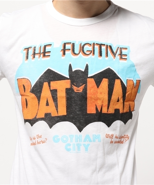 JUNK FOOD(ジャンクフード)の「The FUGITIVE BATMAN Tシャツ(Tシャツ/カットソー・メンズ・ホワイト・MEDIUM/SMALL/X-SMALL)」の6枚目の写真