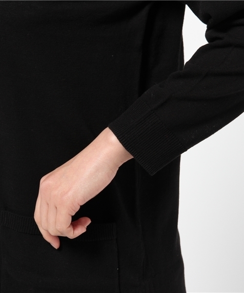 LBC(エルビーシー)の「12G強撚コットンVネックカーディガン(カーディガン/ボレロ・レディース・オフホワイト/ブラック・MEDIUM/LARGE)」の7枚目の写真