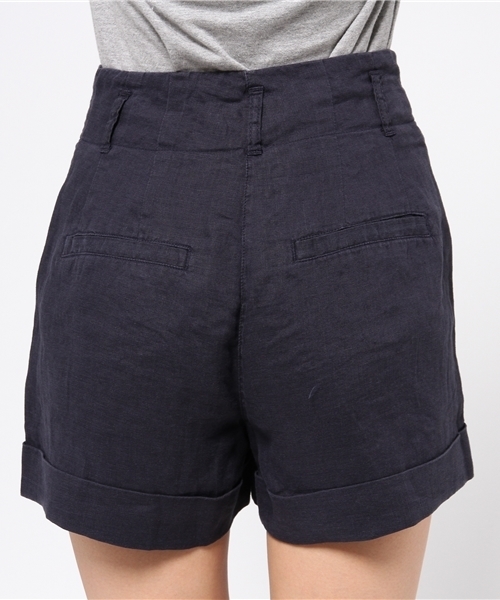 MOUSSY（マウジー）の「TUCK SHORT PT/F（その他パンツ・レディース・ライトベージュ/ネイビー・1/0/2）」の9枚目の写真