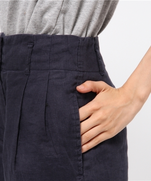 MOUSSY（マウジー）の「TUCK SHORT PT/F（その他パンツ・レディース・ライトベージュ/ネイビー・1/0/2）」の10枚目の写真