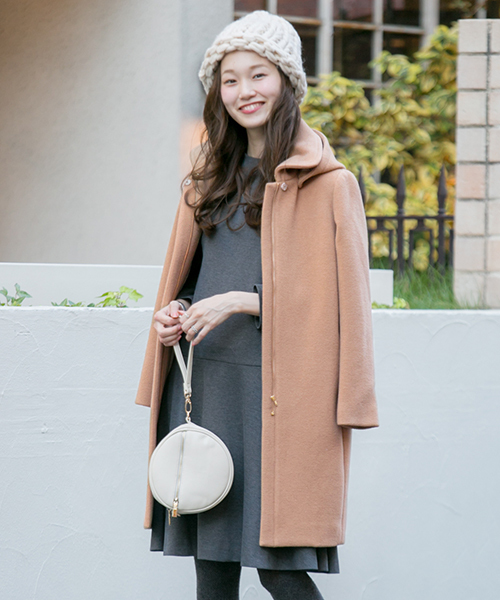 URBAN RESEARCH（アーバンリサーチ）の「UR 2WAYコート（ステンカラーコート・レディース・ライトグレー/オフホワイト/ピンクベージュ/ネイビー・36/38）」の22枚目の写真