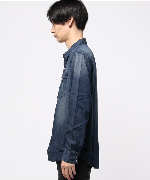 Levi's（リーバイス）の「【Levi's】デニムウエスタンシャツ（シャツ/ブラウス・メンズ・ダークインディゴブルー・MEDIUM/SMALL/LARGE）」の2枚目の写真