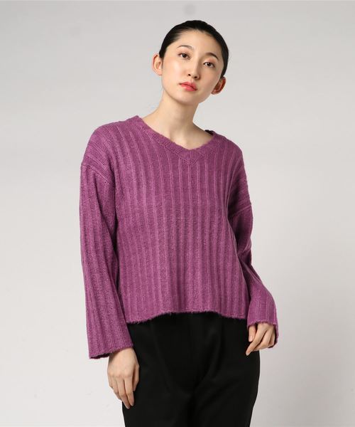 KOBE LETTUCE(コウベレタス)の「ワイドリブニットトップス(ニット/セーター・レディース・グレー/アッシュグレー/ネイビー/アイボリー/ブラック/レンガ/レッド系その他2/レッド系その他/グレイッシュベージュ/グレー系その他/ホワイト系その他/ブラック系その他/パープル系その他/パープル系その他2・FREE/ONE SIZE)」の11枚目の写真