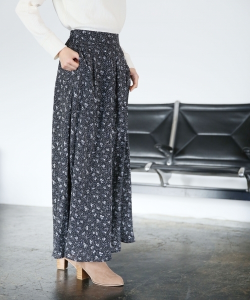 LEPSIM（レプシィム）の「ジョーゼットコバナガラスカンツ　740854（その他パンツ・レディース・ダークネイビー/ブラック・LARGE/MEDIUM）」の8枚目の写真