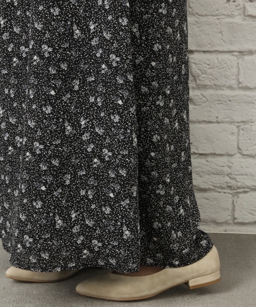 LEPSIM（レプシィム）の「ジョーゼットコバナガラスカンツ　740854（その他パンツ・レディース・ダークネイビー/ブラック・LARGE/MEDIUM）」の4枚目の写真