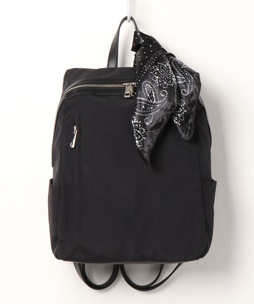 cache cache（カシュ カシュ）の「カシュカシュ cachecache / スカーフ付きファスナーリュックサック（バックパック/リュック・レディース・ネイビー/ホワイト/キャメル/ブラック/ブルー/ブラウン/ダークネイビー/シルバー/その他/ホワイト系その他/その他1/グレー系その他/ブラック系その他/ブラック系その他2/ベージュ系その他2・FREE）」の22枚目の写真