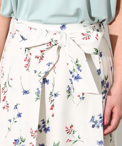 VIS（ビス）の「ウエストリボンフラワースカンツ（その他パンツ・レディース・ブラック系その他/ホワイト系その他・M/S）」の11枚目の写真