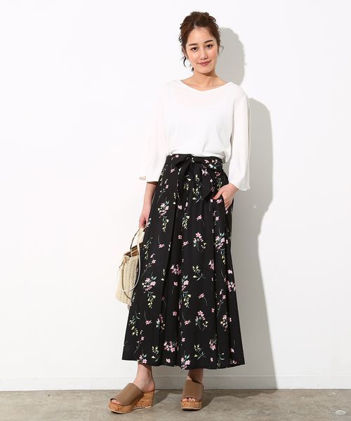 VIS（ビス）の「ウエストリボンフラワースカンツ（その他パンツ・レディース・ブラック系その他/ホワイト系その他・M/S）」の6枚目の写真