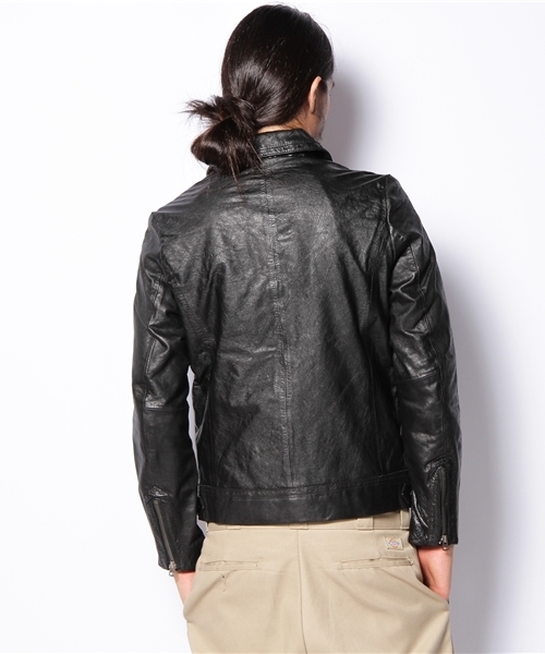 nano・universe（ナノユニバース）の「クラシックメダリオンライダース  