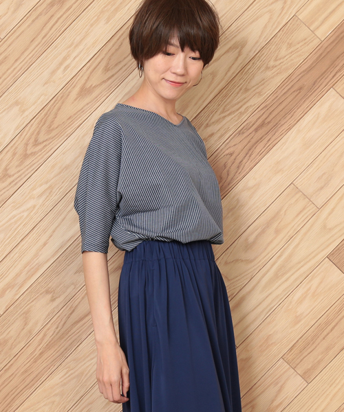 un dix cors（アンディコール）の「シャドーストライプドルマンプルオーバー（Tシャツ/カットソー・レディース・ホワイト/ベージュ/ネイビー・ﾌﾘ-）」の3枚目の写真