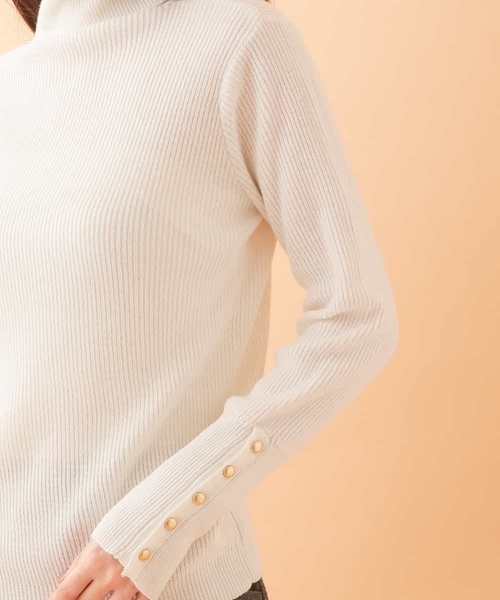 OFUON le MK（オフオンルエムケー）の「袖ボタンリブニット（ニット/セーター・レディース・ホワイト/ブラック/ライトグレー・M/L）」の22枚目の写真