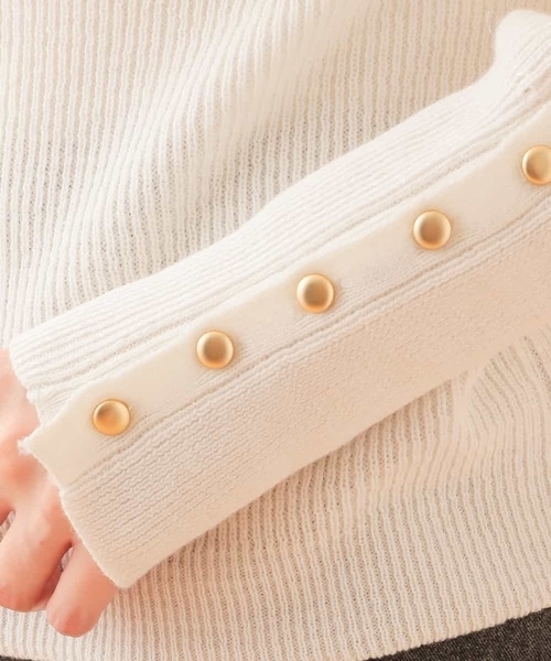 OFUON le MK（オフオンルエムケー）の「袖ボタンリブニット（ニット/セーター・レディース・ホワイト/ブラック/ライトグレー・M/L）」の21枚目の写真