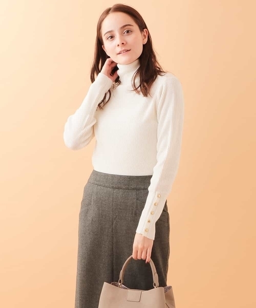 OFUON le MK（オフオンルエムケー）の「袖ボタンリブニット（ニット/セーター・レディース・ホワイト/ブラック/ライトグレー・M/L）」の18枚目の写真