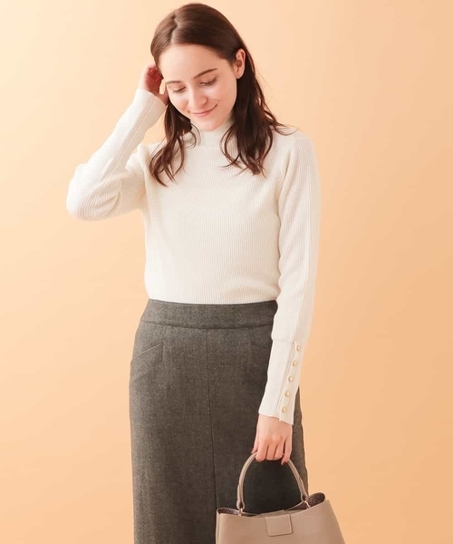 OFUON le MK（オフオンルエムケー）の「袖ボタンリブニット（ニット/セーター・レディース・ホワイト/ブラック/ライトグレー・M/L）」の17枚目の写真