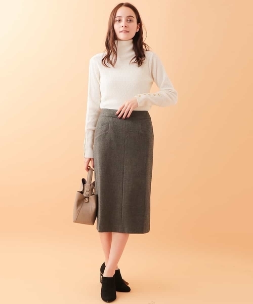 OFUON le MK（オフオンルエムケー）の「袖ボタンリブニット（ニット/セーター・レディース・ホワイト/ブラック/ライトグレー・M/L）」の10枚目の写真