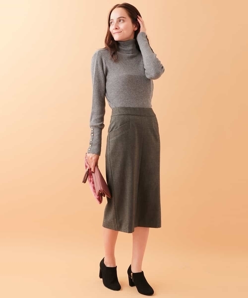 OFUON le MK（オフオンルエムケー）の「袖ボタンリブニット（ニット/セーター・レディース・ホワイト/ブラック/ライトグレー・M/L）」の7枚目の写真