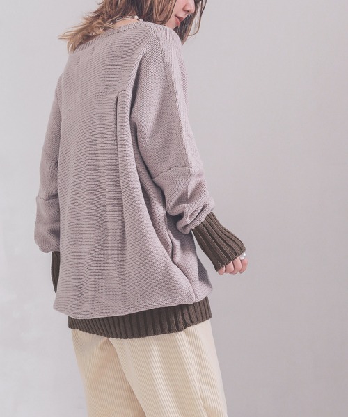 n'OrLABEL(ノアールレーベル)の「『配色Vネックニット』(ニット/セーター・レディース・ブラック/オフホワイト/カーキ/杢グレー/グレイッシュベージュ/ボルドー/ネイビー/ブルー/モカ/マスタード/ライトパープル・2/1)」の18枚目の写真