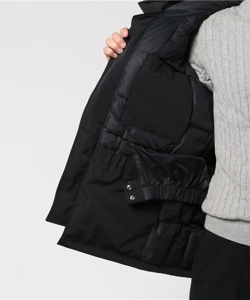 AVIREX（アヴィレックス）の「AVIREX/アヴィレックス/エクスプロレーション ジャケット/EXPLORATION JACKET（ダウンジャケット/コート・メンズ・ブラック/ベージュ・MEDIUM/LARGE/X-LARGE/XX-LARGE）」の4枚目の写真