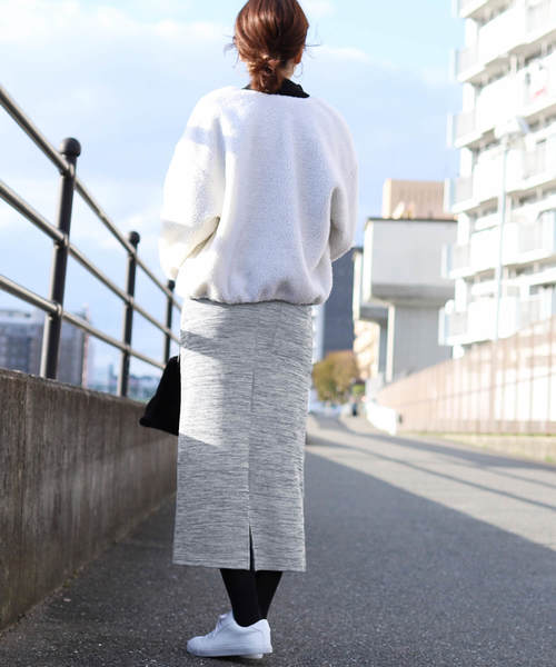 reca（レカ）の「裏起毛で暖か＆ベージックデザインでヘビロテ決定◇ウエストゴム裏起毛タイトロングスカート（スカート・レディース・ブラック/ライトグレー/ダークグレー/ベージュ/ネイビー・FREE）」の20枚目の写真