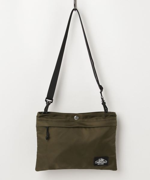 Lee（リー）の「【Lee×SMIRNASLI】Nylon Sacoche / ナイロンサコッシュ（ショルダーバッグ・レディース・ブラック/ベージュ/ネイビー/カーキ/ボルドー・フリー）」の4枚目の写真