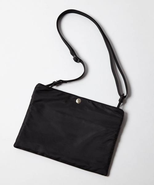 Lee（リー）の「【Lee×SMIRNASLI】Nylon Sacoche / ナイロンサコッシュ（ショルダーバッグ・レディース・ブラック/ベージュ/ネイビー/カーキ/ボルドー・フリー）」の12枚目の写真