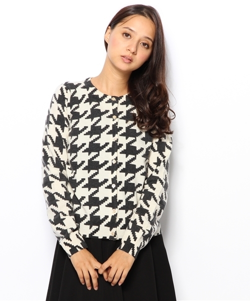 Ray BEAMS(レイビームス)の「□Ray BEAMS / 千鳥プリント クルーネックカーディガン(カーディガン/ボレロ・レディース・オフホワイト/レッド系その他・ONE SIZE)」の13枚目の写真