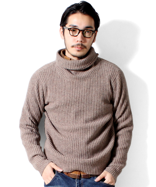 BEAMS PLUS（ビームスプラス）の「□BEAMS PLUS / リブ タートルネック ニット（ニット/セーター・メンズ・グレー/ベージュ/ネイビー・SMALL/MEDIUM/LARGE/X-LARGE）」の3枚目の写真