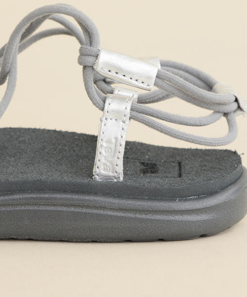 Teva（テバ）の「＜TEVA（テバ）＞∴VOYA INFINITY METALIC ボヤインフィニティメタリック サンダル о（サンダル・レディース・ブラック/グレー・5/7/6/8）」の6枚目の写真
