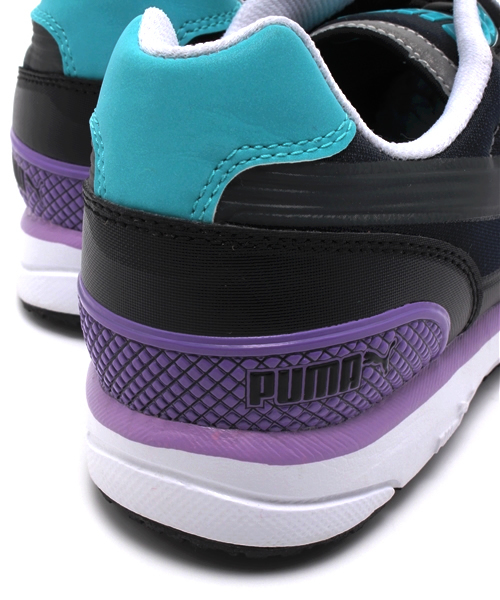 PUMA（プーマ）の「フューチャー TX-300 (UNISEX) - progressive youth（スニーカー・メンズ・ホワイト/ブラック/ブラック×ホワイト/ブルー・28cm/25cm/31cm/28.5cm/24cm/24.5cm/22.5cm/26.5cm/26cm/23cm/29cm/25.5cm/27.5cm/23.5cm/30cm/27cm）」の6枚目の写真
