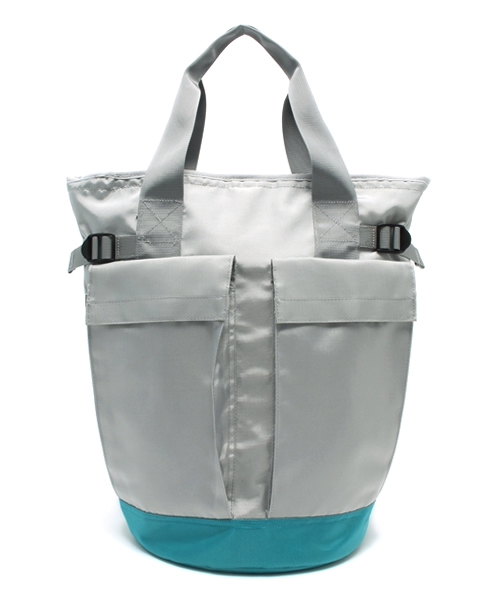 And A（アンドエー）の「2WAYバッグ/T0305（バックパック/リュック・メンズ・ブラック/グレー・FREE）」の2枚目の写真