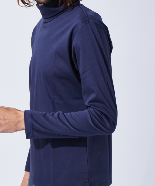 5351 POUR LES HOMMES(ゴーサンゴーイチプールオム)の「アルビニ ロイヤルスムース タートルネック(ニット/セーター・メンズ・ホワイト/ブラック/ネイビー・44/46/48)」の12枚目の写真