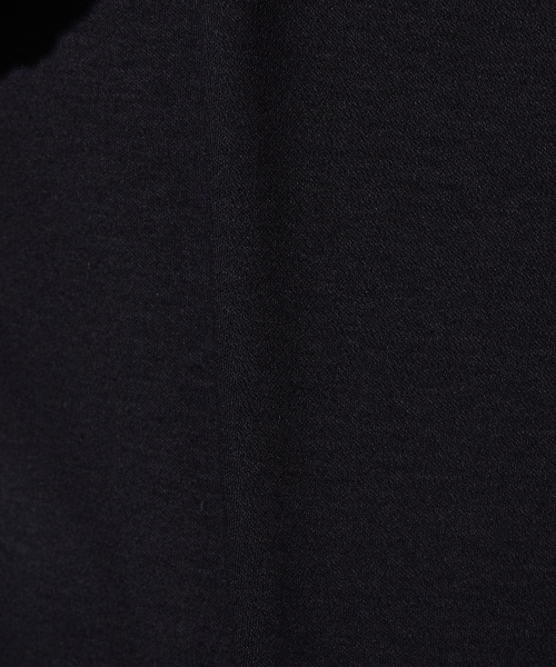 5351 POUR LES HOMMES(ゴーサンゴーイチプールオム)の「アルビニ ロイヤルスムース タートルネック(ニット/セーター・メンズ・ホワイト/ブラック/ネイビー・44/46/48)」の9枚目の写真