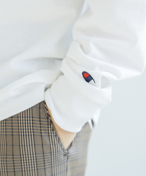 Champion(チャンピオン)の「【Champion Authentic LONGSLEEVE T-SHIRTS 】チャンピオン ベーシック ロンT 5.2オンス オーバーサイズ ワンポイント コットン 長袖 Tシャツ CC8C(Tシャツ/カットソー・メンズ・ロイヤルブルー/杢グレー/レッド/ネイビー/ブラック/ホワイト・M/L/XL/S)」の7枚目の写真