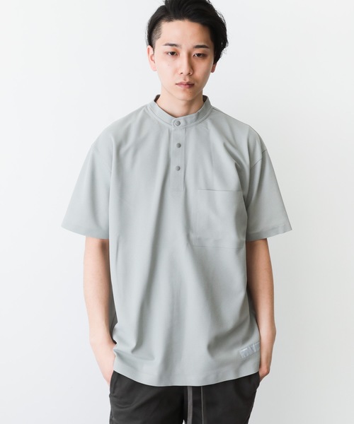 ATTACHMENT(アタッチメント)の「フィールドセンサー鹿の子 バンドカラーポロ(Tシャツ/カットソー・メンズ・ホワイト/ブラック/ライトグレー・1/2/3)」の1枚目の写真