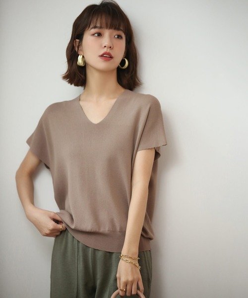 SAISON DE PAPILLON(セゾンドパピヨン)の「Vネック半袖サマーニットプルオーバー(ニット/セーター・レディース・ホワイト/グリーン/ピンク/ネイビー/ブラック/アイボリー/ラベンダー/ブラウン/ブルー/ローズ/ミント/キャメル/ブルー系その他/ピンク系その他/パープル/レンガ・M/L)」の21枚目の写真