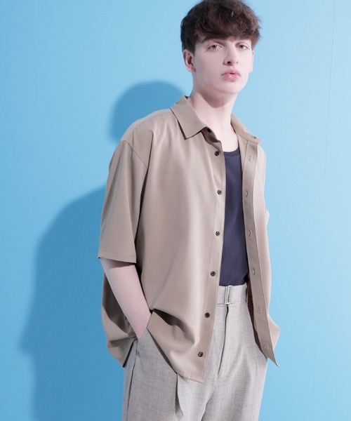 EMMA CLOTHES（エマクローズ）の「ブライトポプリンリラックススクエア レギュラーカラー シャツ Poplin Regular Collar Shirt 1/2 short sleeve（シャツ/ブラウス・メンズ・グリーン系その他/ベージュ系その他/オレンジ系その他/ブラック/ベージュ系その他2/パープル系その他/ベージュ/ブラウン・L/M）」の16枚目の写真