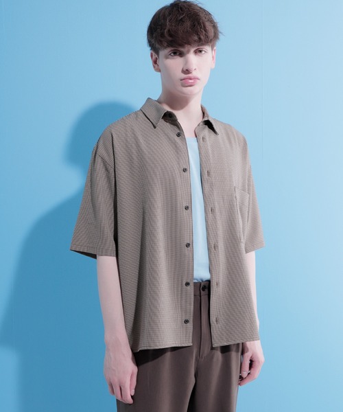 EMMA CLOTHES（エマクローズ）の「ブライトポプリンリラックススクエア レギュラーカラー シャツ Poplin Regular Collar Shirt 1/2 short sleeve（シャツ/ブラウス・メンズ・グリーン系その他/ベージュ系その他/オレンジ系その他/ブラック/ベージュ系その他2/パープル系その他/ベージュ/ブラウン・L/M）」の19枚目の写真