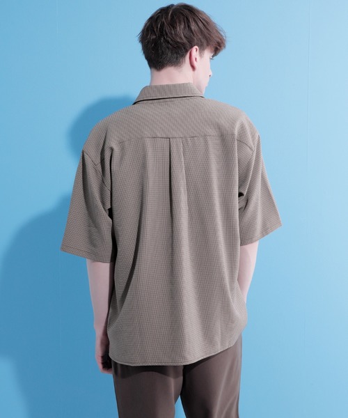 EMMA CLOTHES（エマクローズ）の「ブライトポプリンリラックススクエア レギュラーカラー シャツ Poplin Regular Collar Shirt 1/2 short sleeve（シャツ/ブラウス・メンズ・グリーン系その他/ベージュ系その他/オレンジ系その他/ブラック/ベージュ系その他2/パープル系その他/ベージュ/ブラウン・L/M）」の21枚目の写真