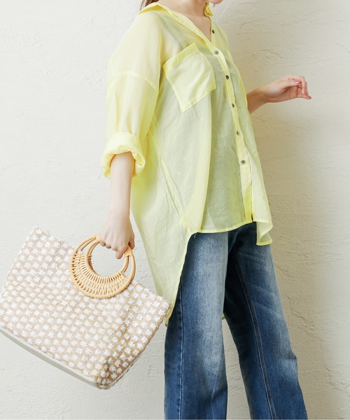 natural couture（ナチュラルクチュール）の「シアービッグシャツ（シャツ/ブラウス・レディース・ベージュ/ブラウン/イエロー/オレンジ・FREE）」の11枚目の写真