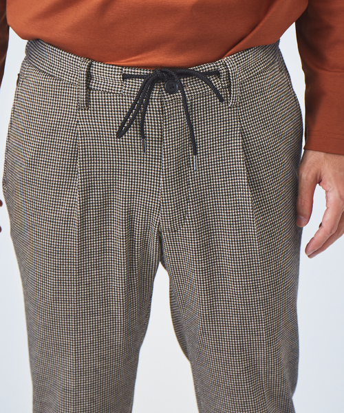ABAHOUSE GRAY(アバハウスグレイ)の「【展開店舗限定】TRニット タックイージースラックス(その他パンツ・メンズ・チャコールグレー/ベージュ/グレー・46/48/50)」の7枚目の写真